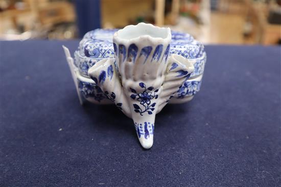 An 18th century Dutch Delft two-section blue and white ink pot and cover, H 8cm W 11cm